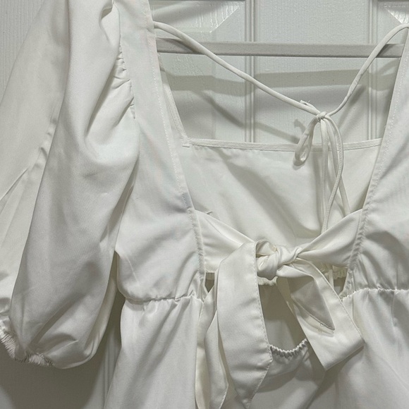 H&M Divided White Top - Picture 4 of 4